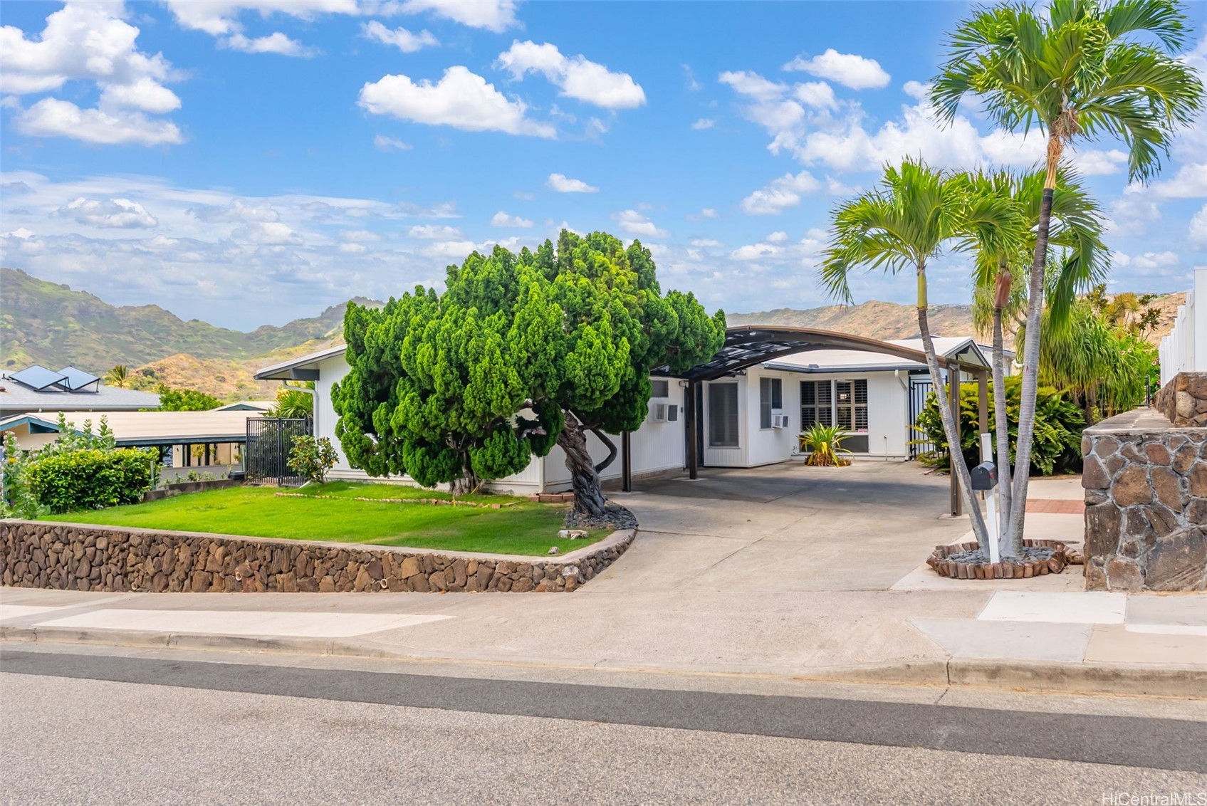 ハワイカイ | 7222 Naohe Street, Honolulu, HI 96825