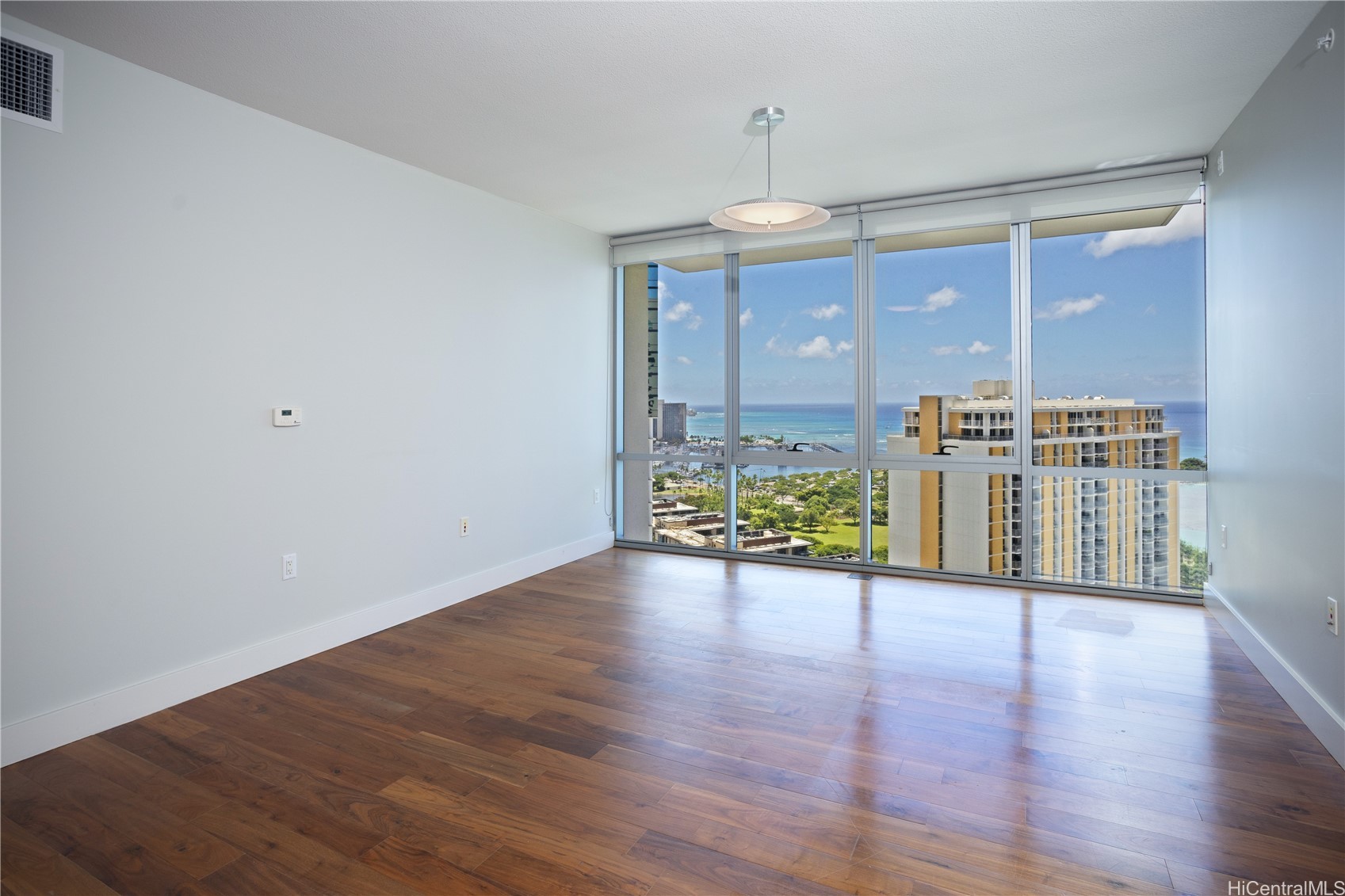 カカアコ・ダウンタウン | 1189 Waimanu Street, Honolulu, HI 96814