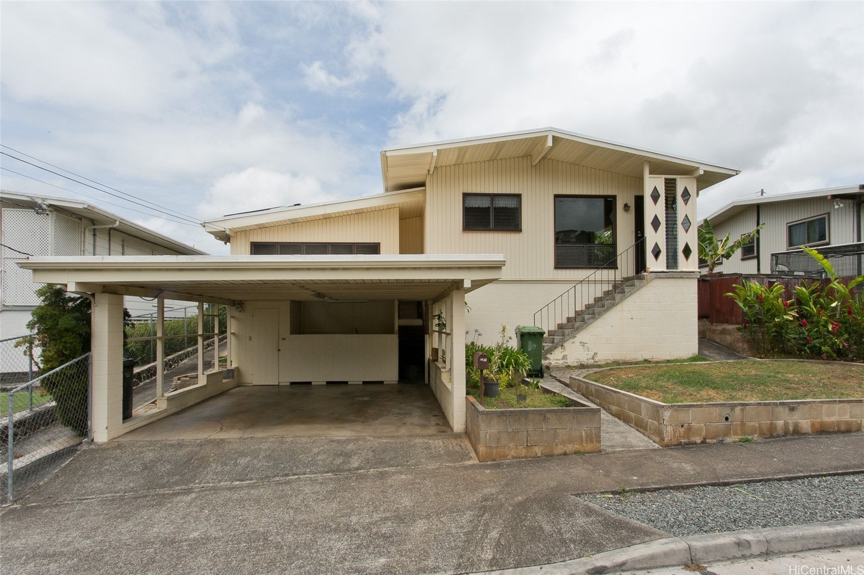 ソルトレイク | 1432 Onipaa Street, Honolulu, HI 96819