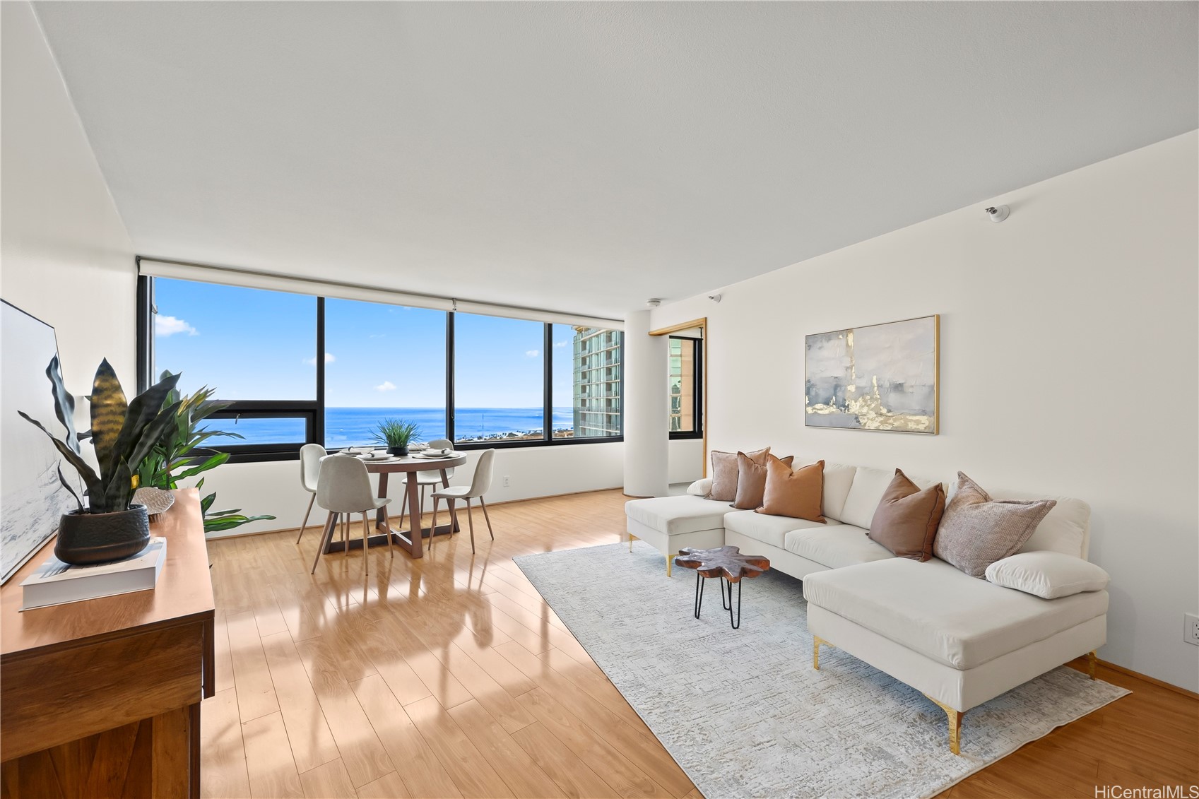 カカアコ・ダウンタウン | 1330 Ala Moana Boulevard, Honolulu, HI 96814