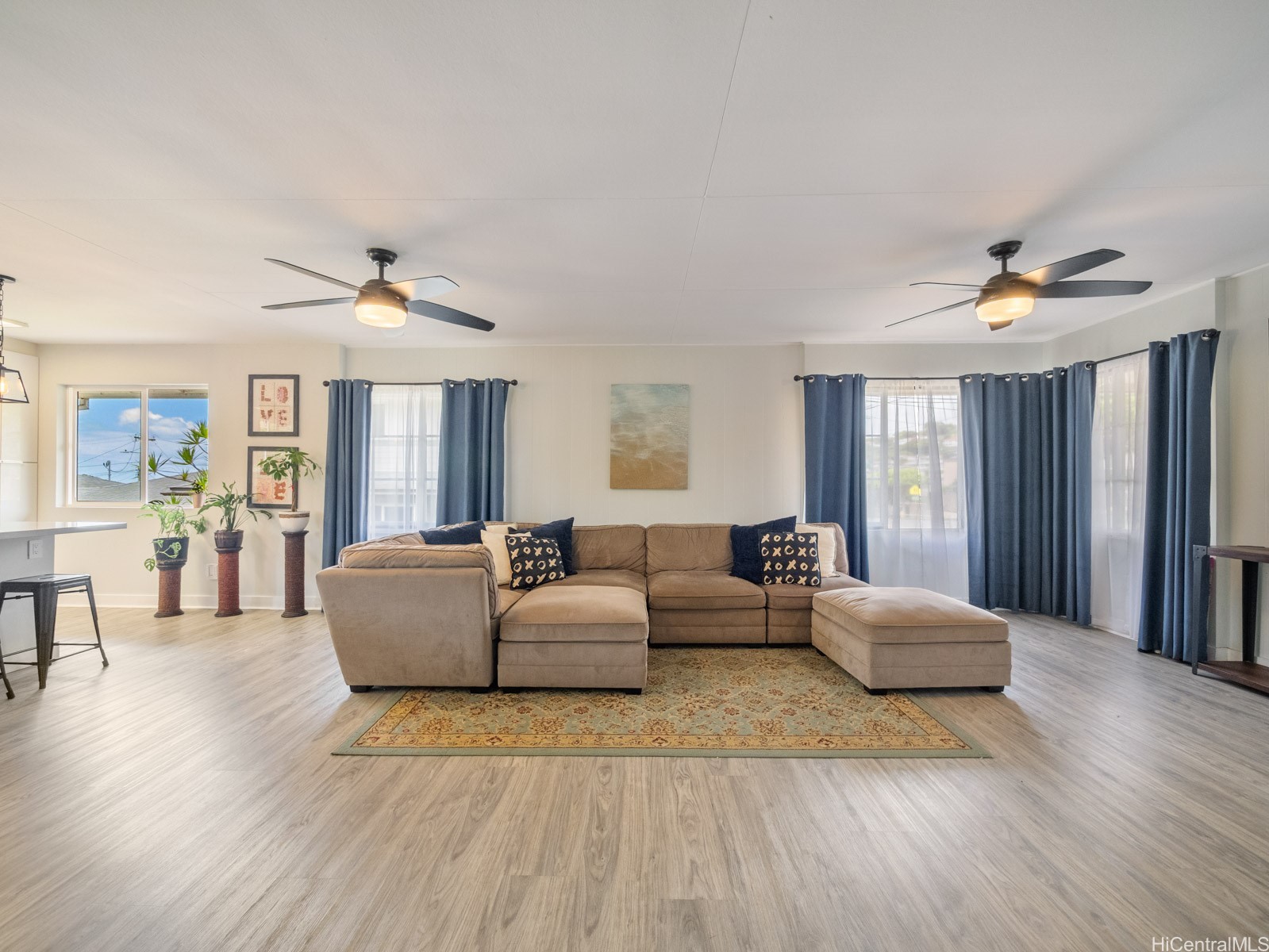 71 Kawananakoa Place, Honolulu, HI 96817