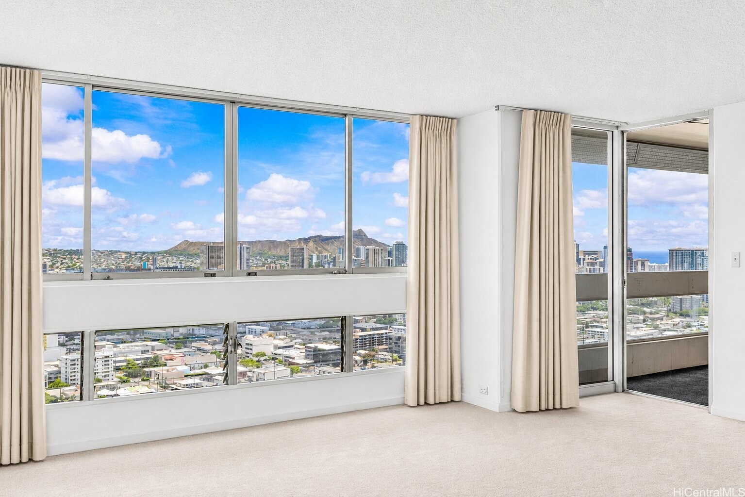 1212 Punahou Street, Honolulu, HI 96826