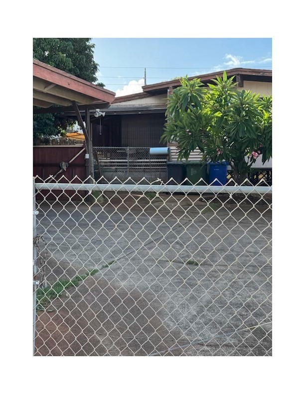カハラ・ワイアラエ | 729-A 6th Avenue, Honolulu, HI 96816