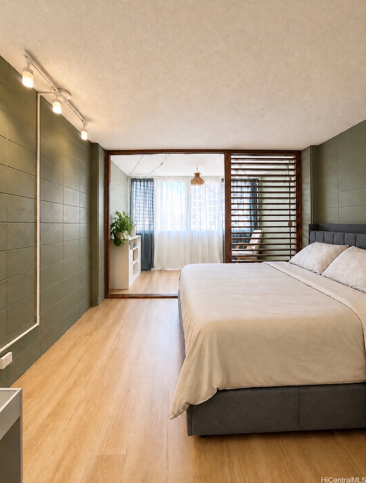 ワイキキ | 425 Ena Road, Honolulu, HI 96815