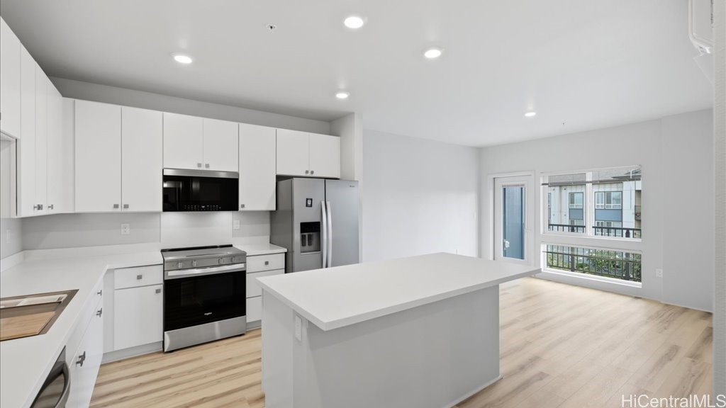 エバ | 91-3529 Nana Hope Street, Ewa Beach, HI 96706