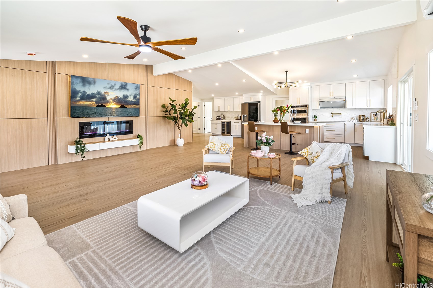 ハワイカイ | 7211 Aipo Place, Honolulu, HI 96825