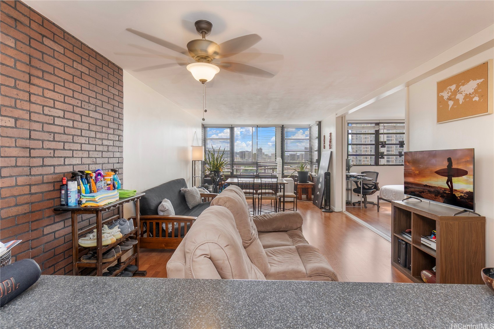 アラモアナ | 750 Kaheka Street, Honolulu, HI 96814