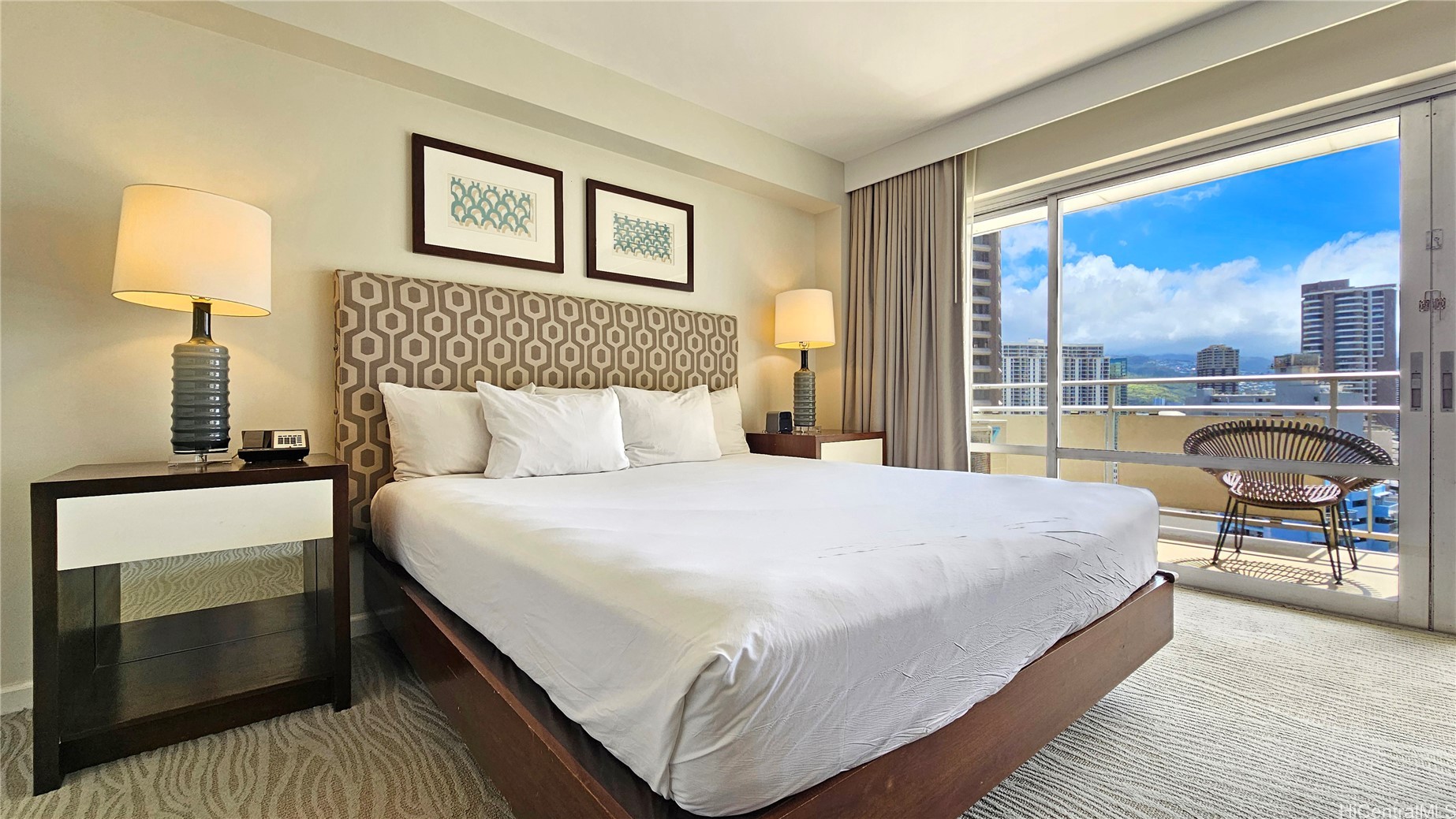 ワイキキ | 1777 Ala Moana Boulevard, Honolulu, HI 96815