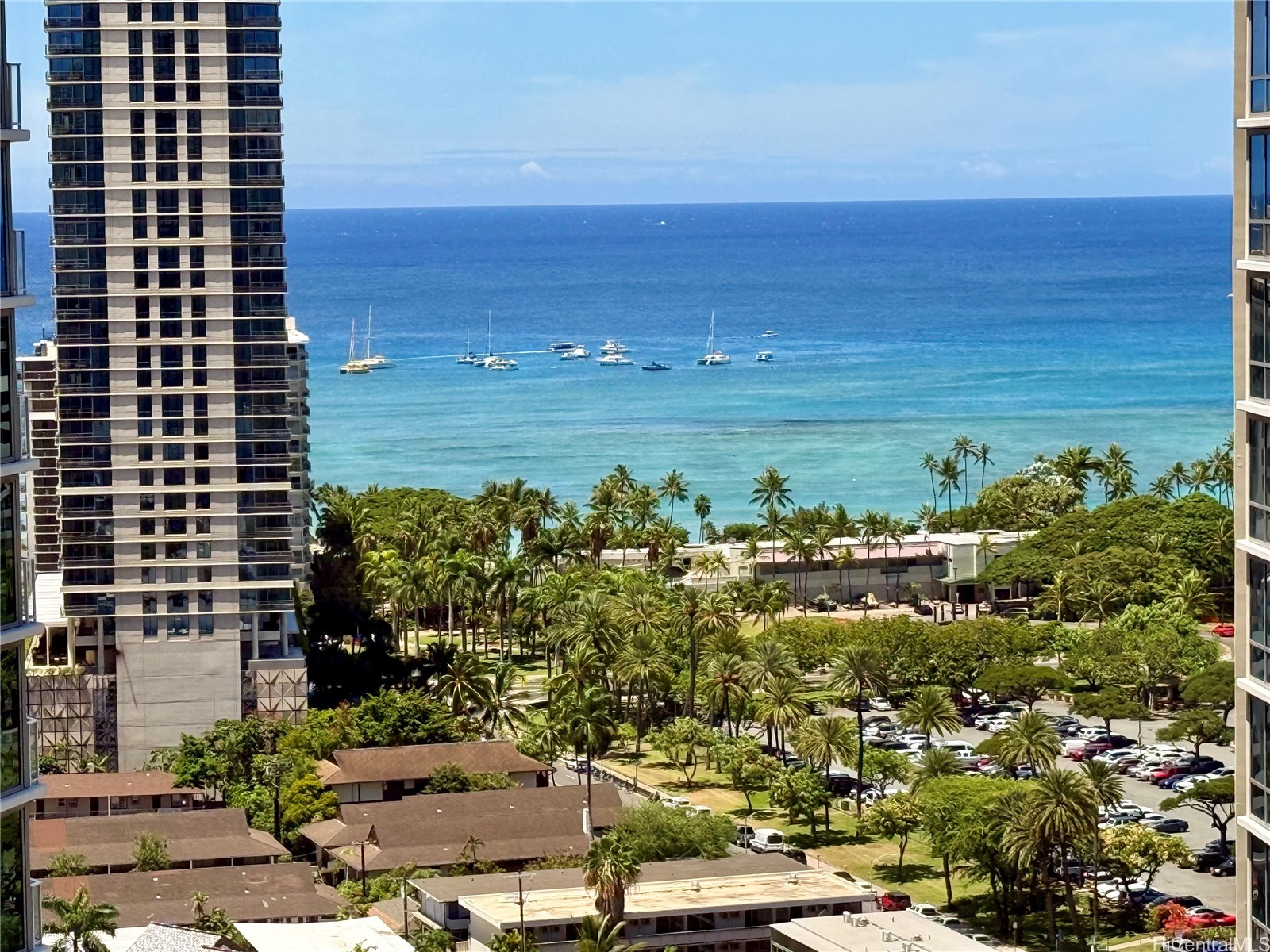 ワイキキ | 2140 Kuhio Avenue, Honolulu, HI 96815
