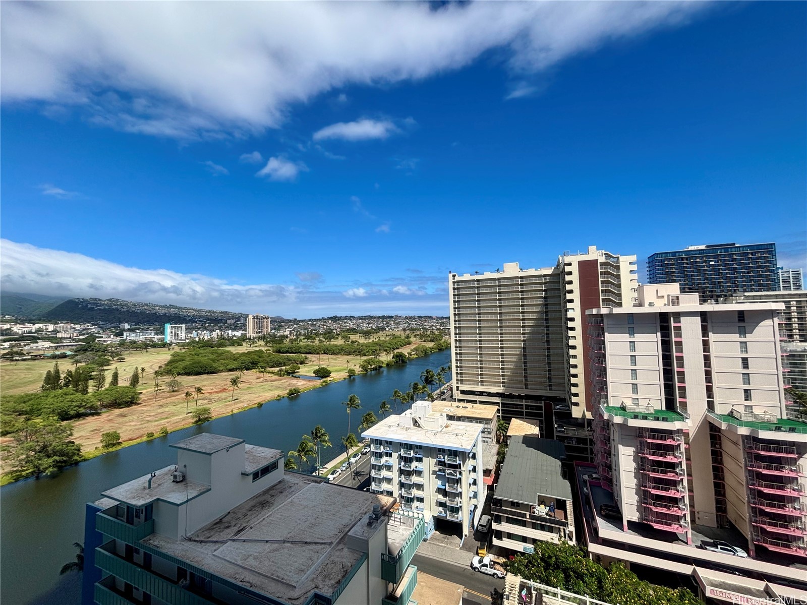 ワイキキ | 445 Seaside Avenue, Honolulu, HI 96815
