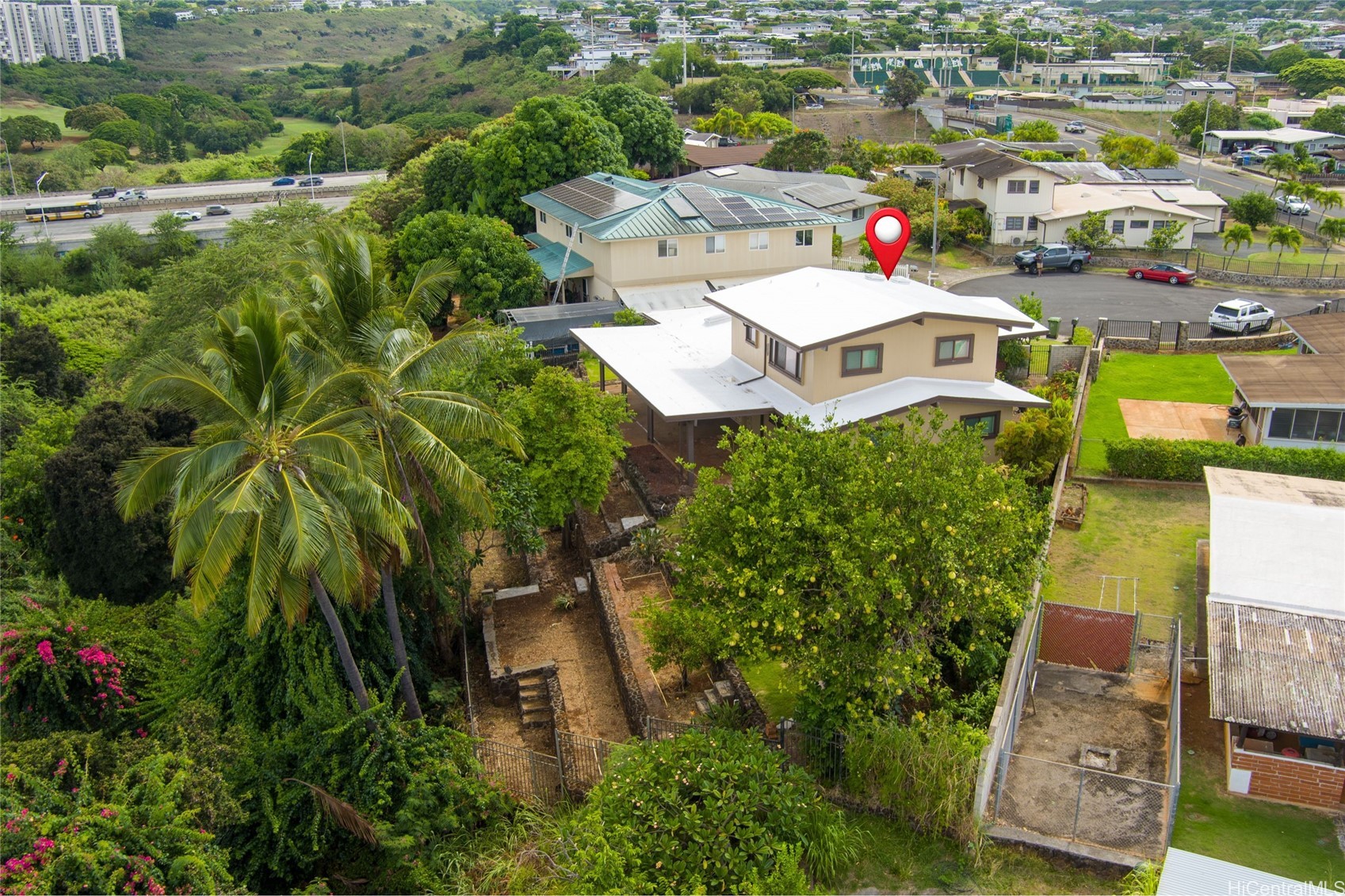 ソルトレイク | 98-620 Kaamilo Place, Aiea, HI 96701
