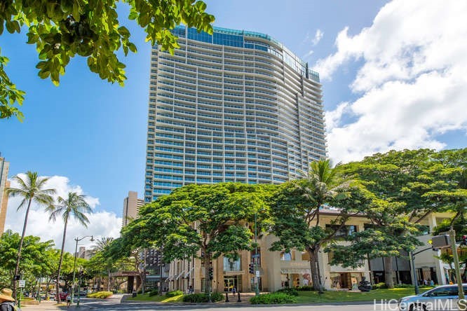 ワイキキ | 2139 Kuhio Avenue, Honolulu, HI 96815