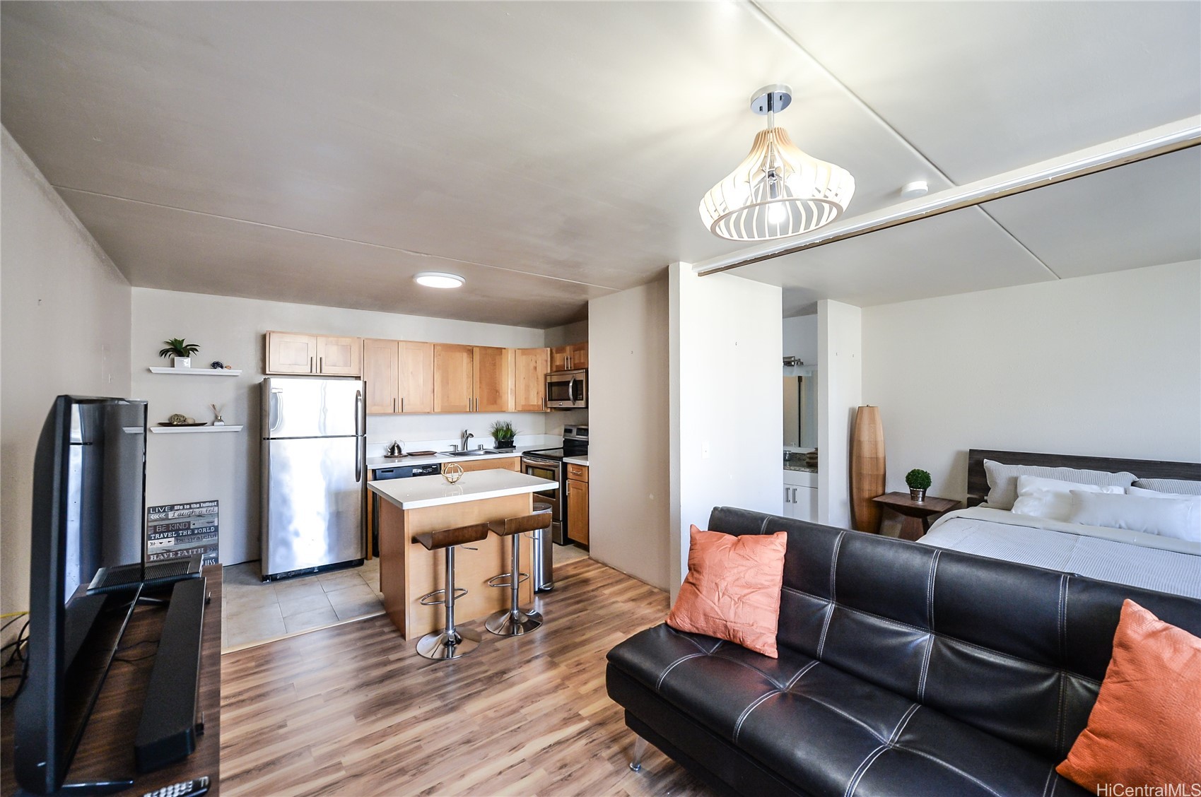 ワイキキ | 2240 Kuhio Avenue, Honolulu, HI 96815