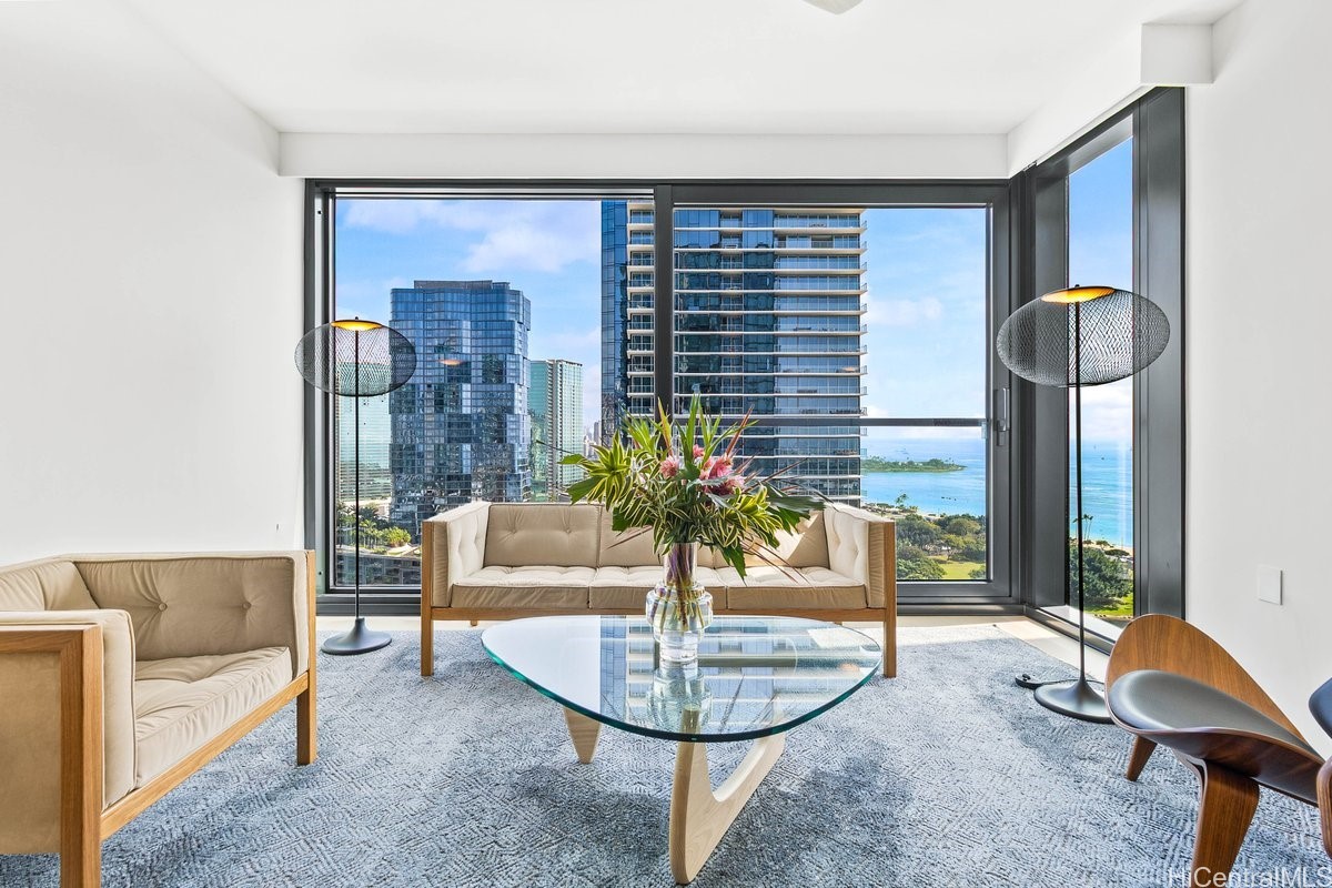 カカアコ・ダウンタウン | 1100 Ala Moana Boulevard, Honolulu, HI 96814