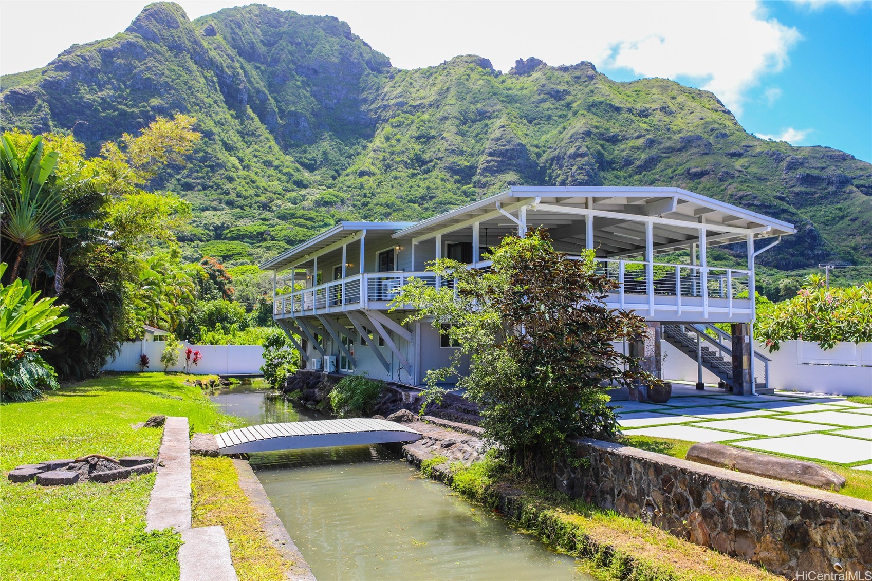 51-244 Kamehameha Highway, Kaaawa, HI 96730