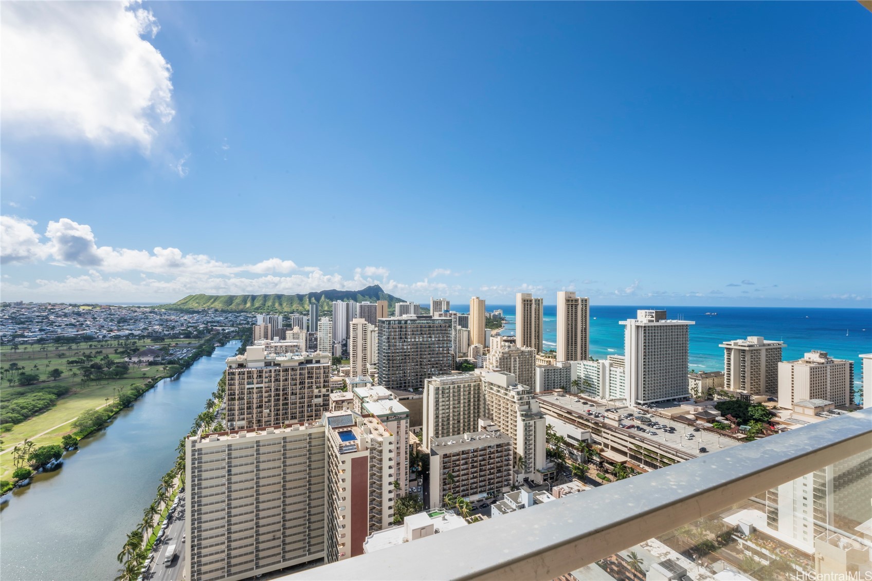 ワイキキ | 445 Seaside Avenue, Honolulu, HI 96815