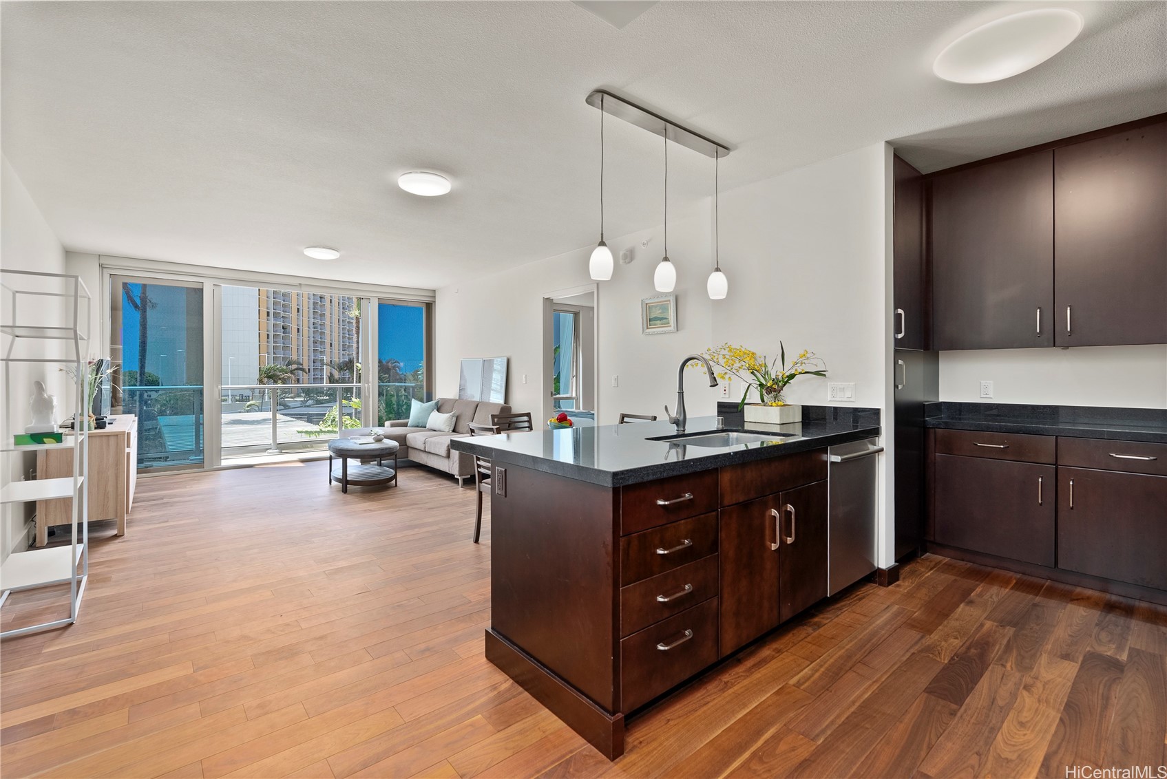 カカアコ・ダウンタウン | 1189 Waimanu Street, Honolulu, HI 96814