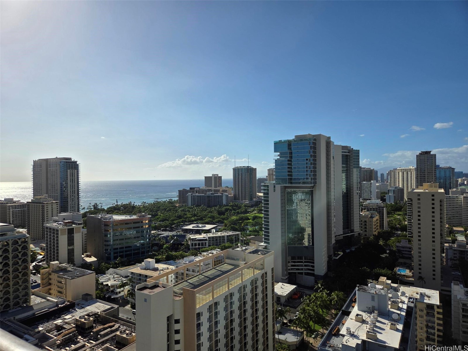 ワイキキ | 2240 Kuhio Avenue, Honolulu, HI 96815