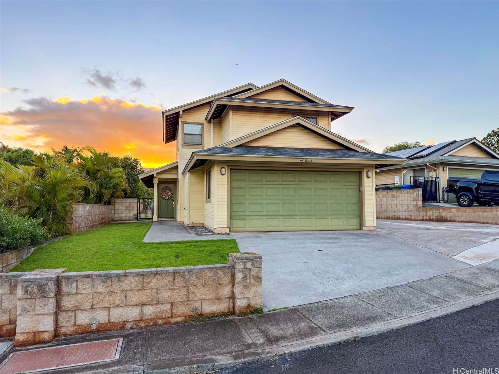 ソルトレイク | 94-1053 Kamiki Street, Waipahu, HI 96797