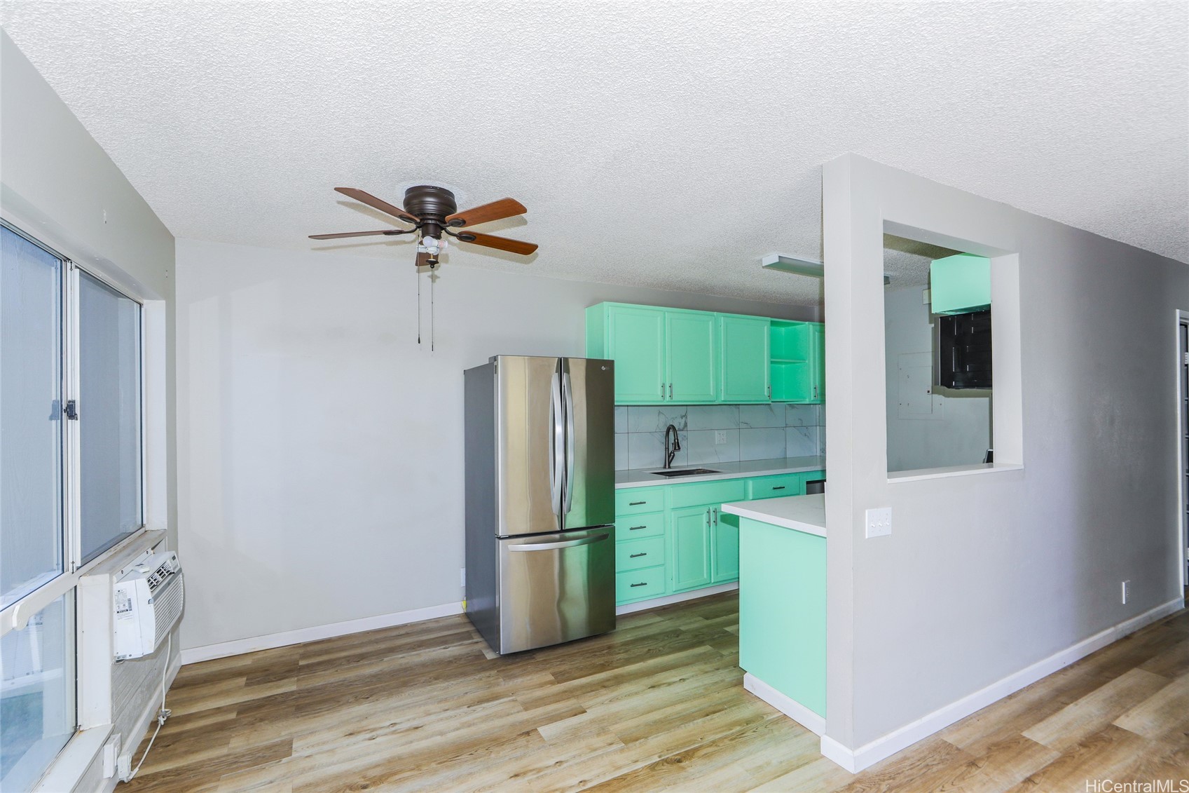 エバ | 91-1040 Puamaeole Street, Ewa Beach, HI 96706