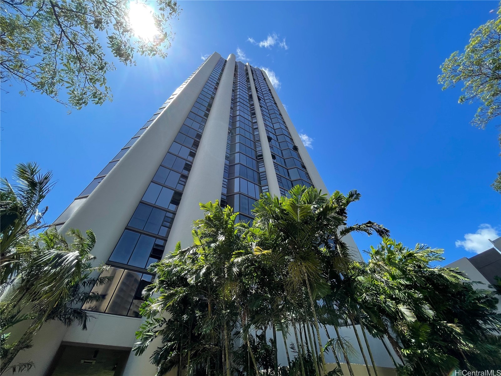 カカアコ・ダウンタウン | 930 Kaheka Street, Honolulu, HI 96814