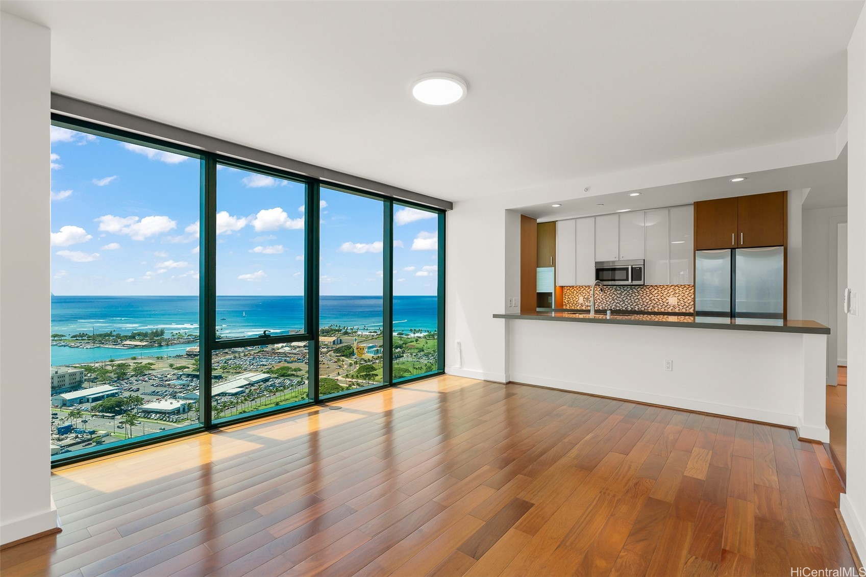 カカアコ・ダウンタウン | 600 Ala Moana Boulevard, Honolulu, HI 96813