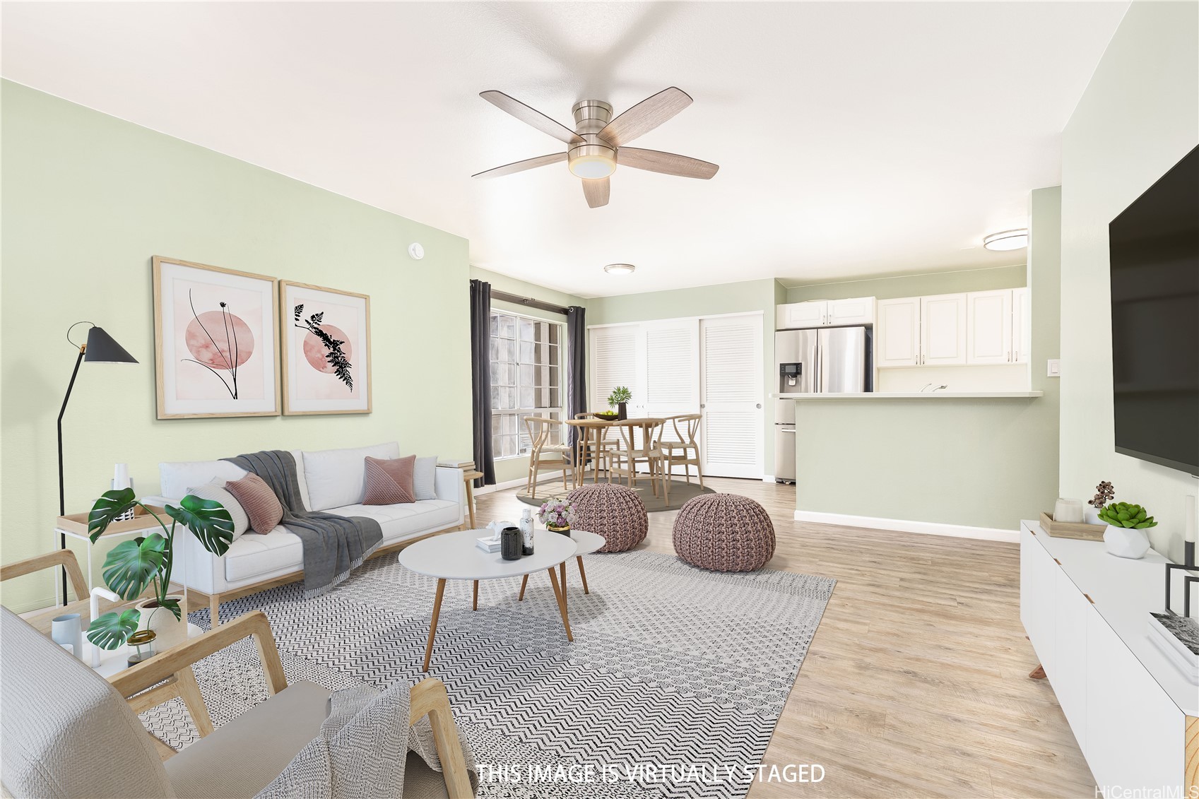 ソルトレイク | 565 Mananai Place, Honolulu, HI 96818