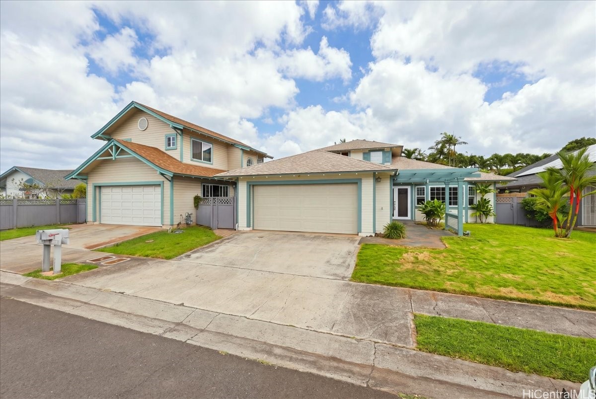 カポレイ・コオリナ | 91-220 Ihee Place, Kapolei, HI 96707