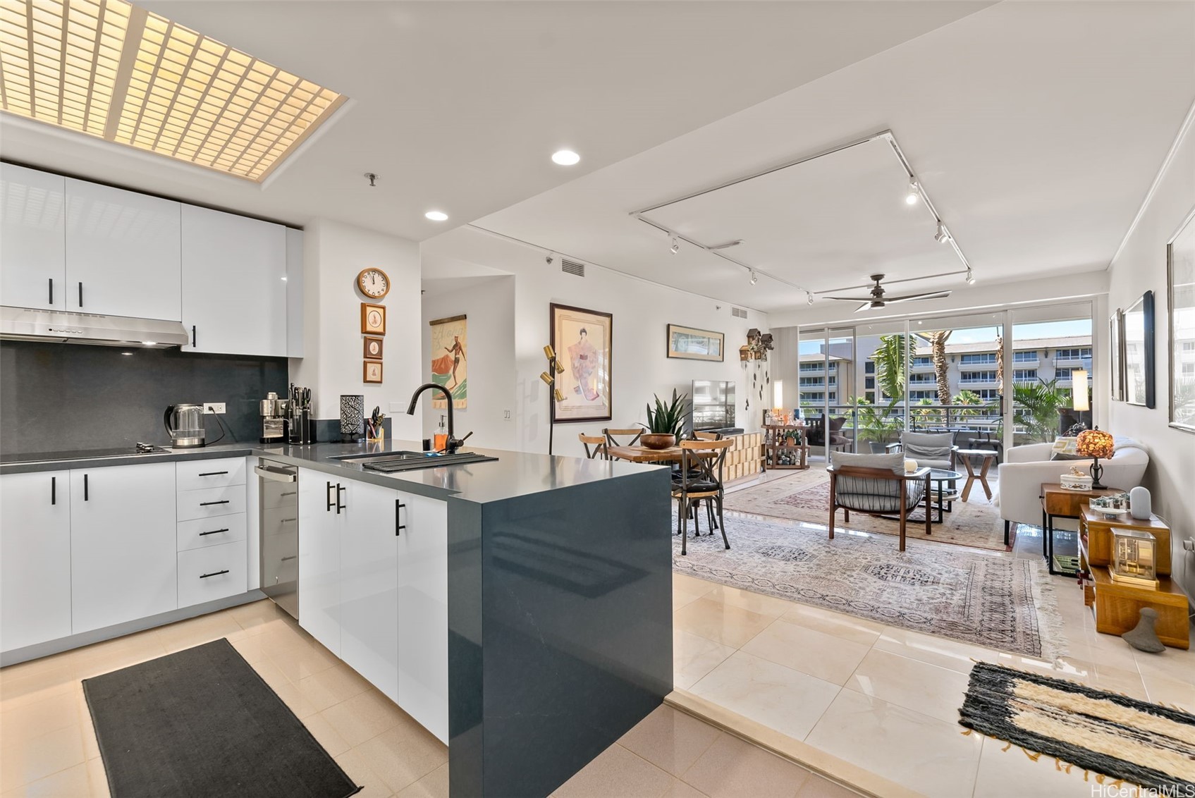 ハワイカイ | 1 Keahole Place, Honolulu, HI 96825