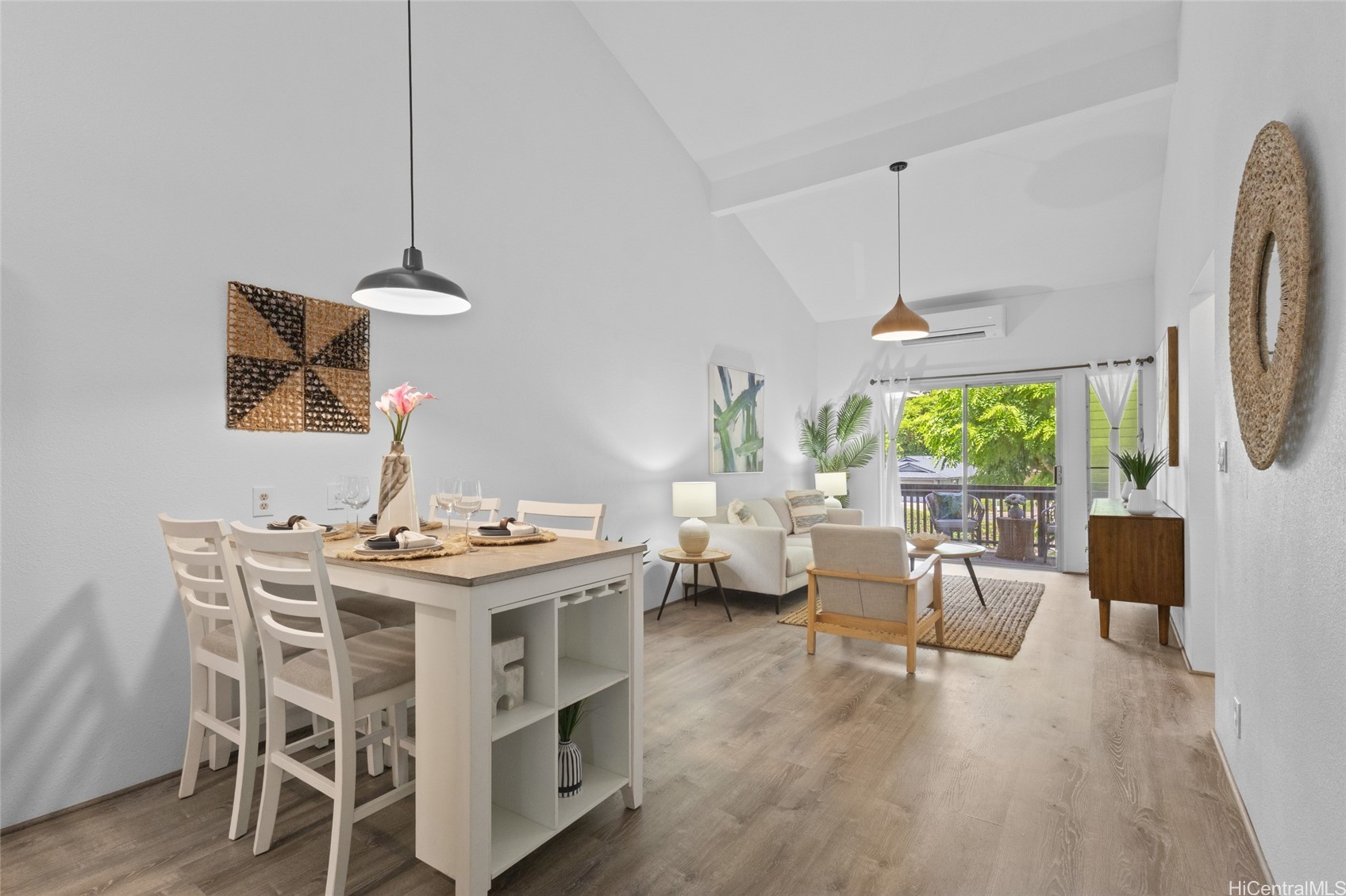 ソルトレイク | 98-597 Kilinoe Street, Aiea, HI 96701
