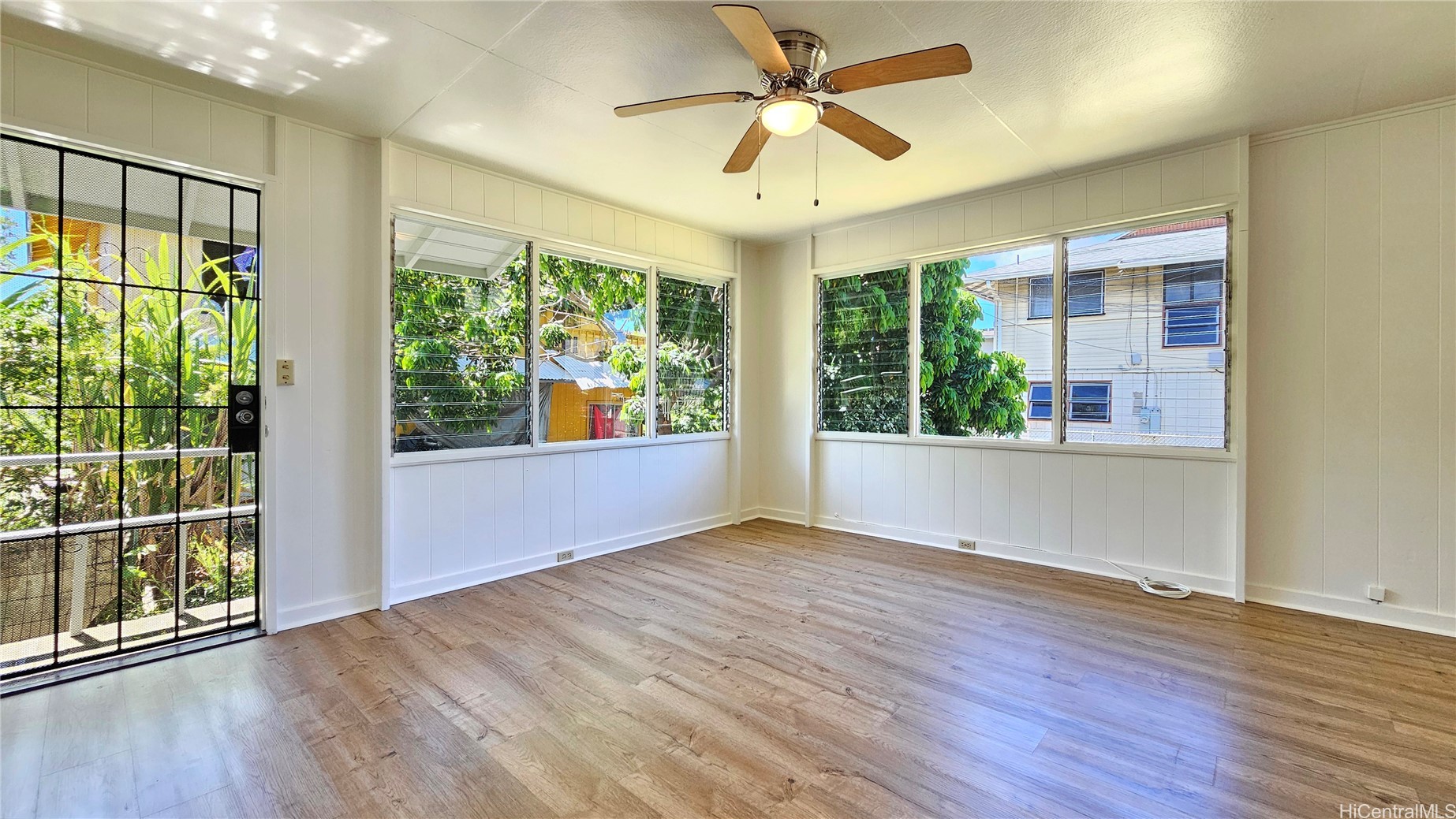 ソルトレイク | 1642 Oo Lane, Honolulu, HI 96817