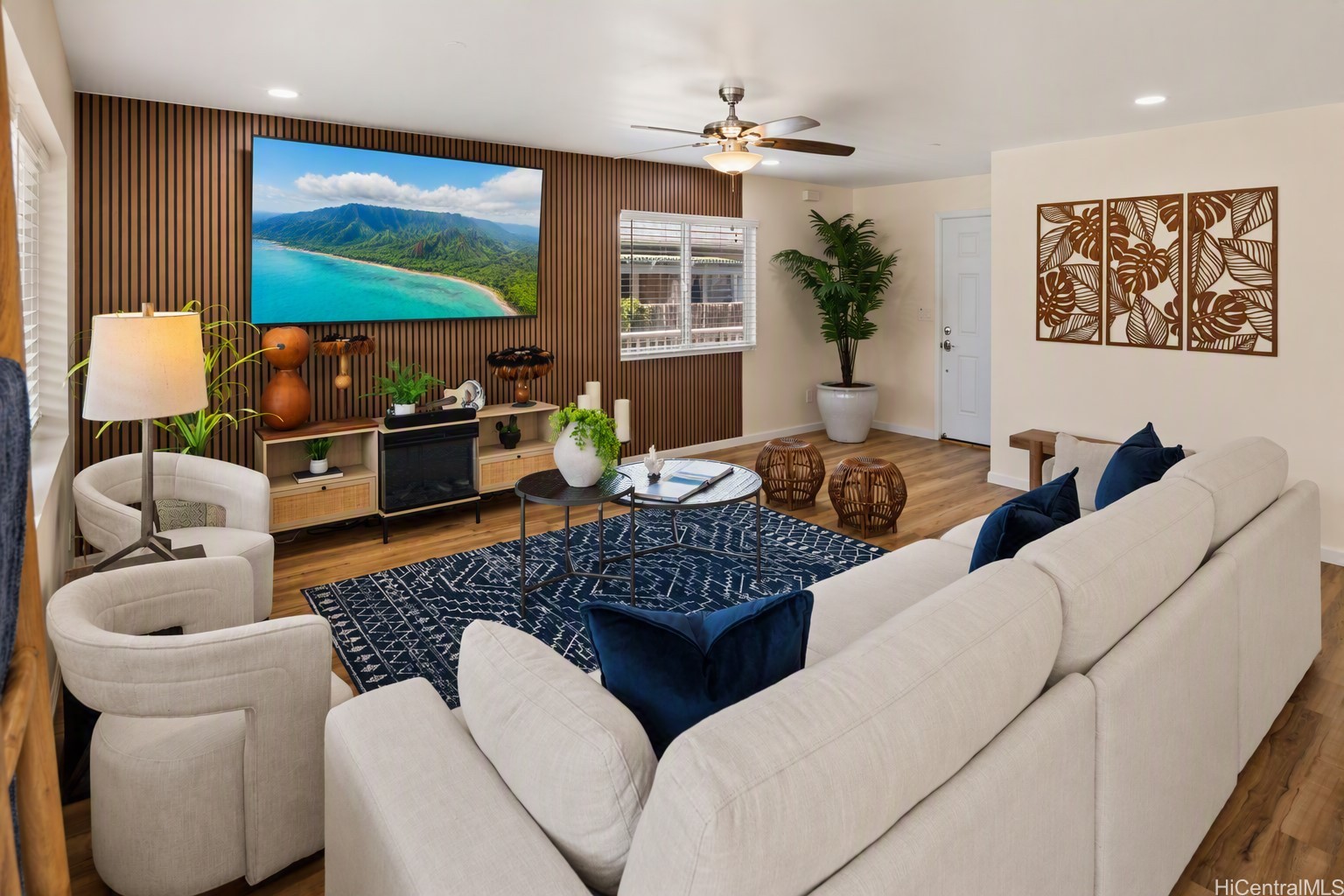 カネオヘ | 47-653D Kamehameha Highway, Kaneohe, HI 96744