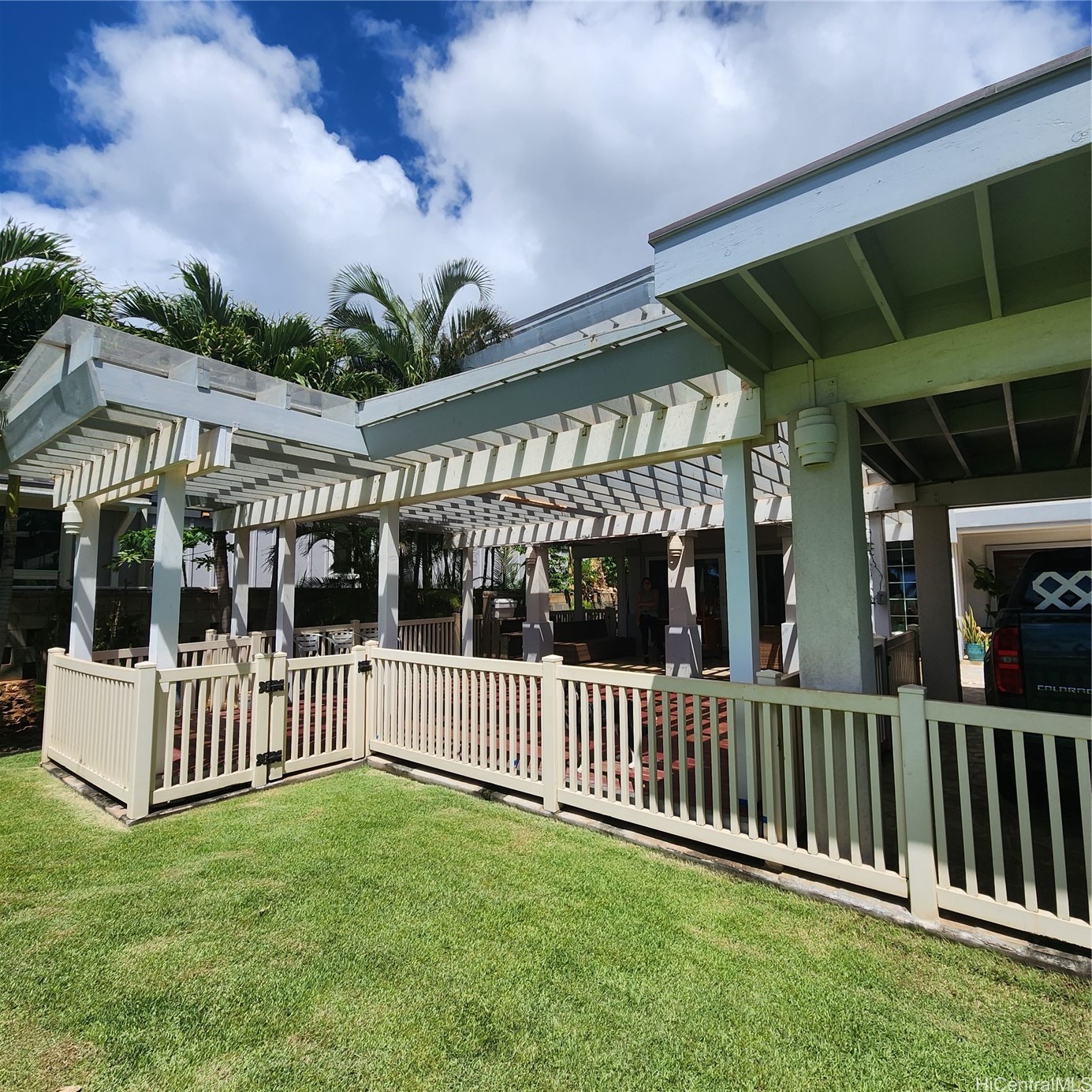 エバ | 91-633F Pohakupuna Road, Ewa Beach, HI 96706