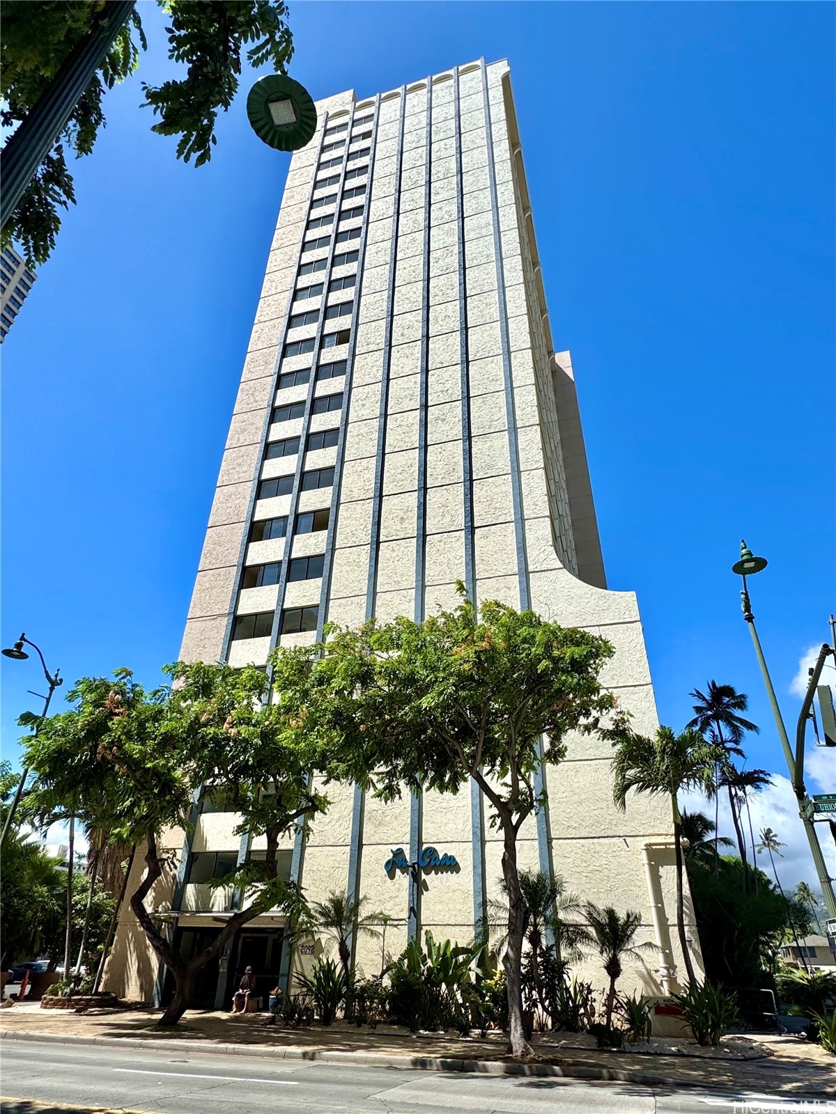 ワイキキ | 2092 Kuhio Avenue, Honolulu, HI 96815
