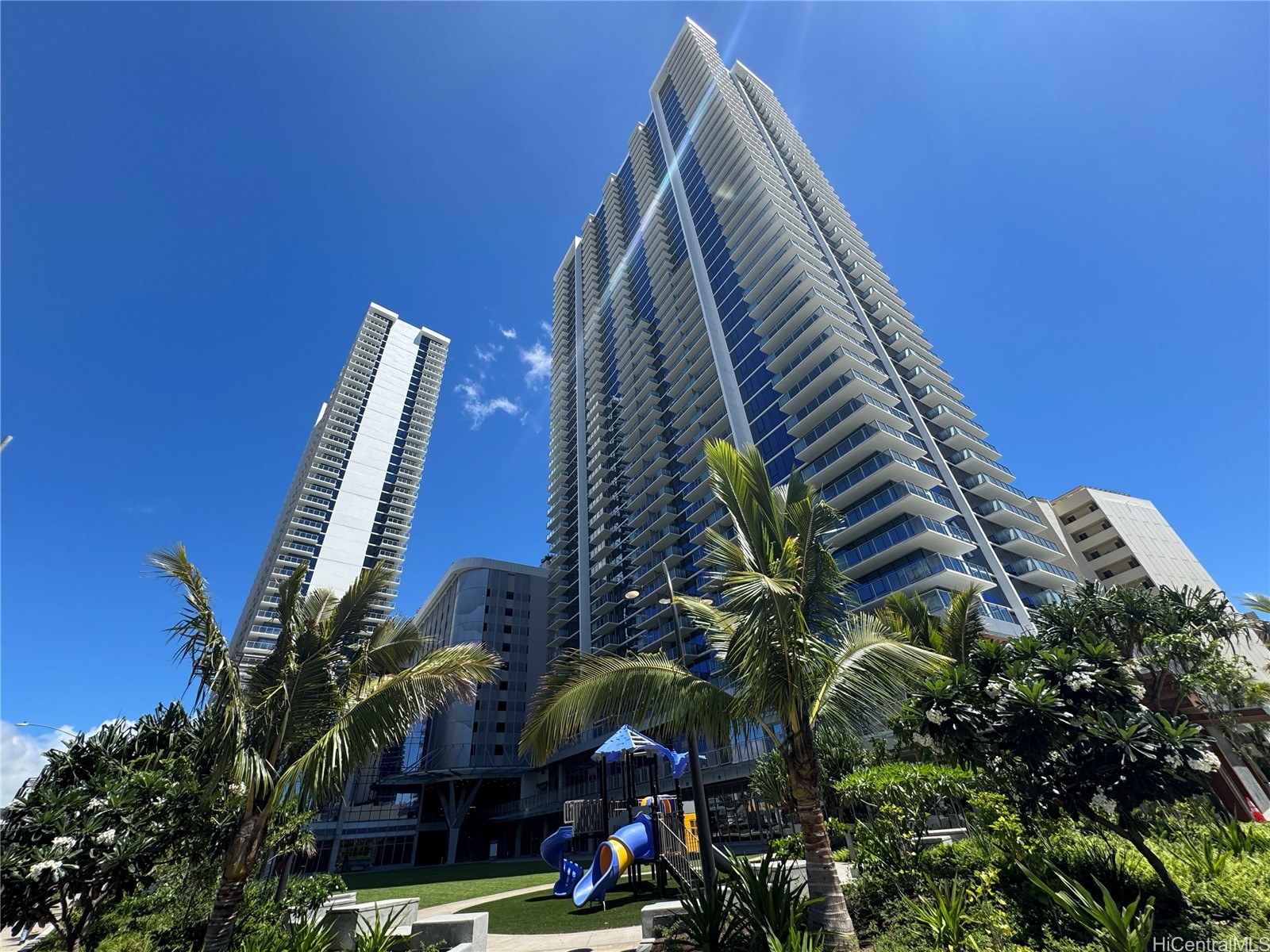 カカアコ・ダウンタウン | 1500 Rycroft Street, Honolulu, HI 96814