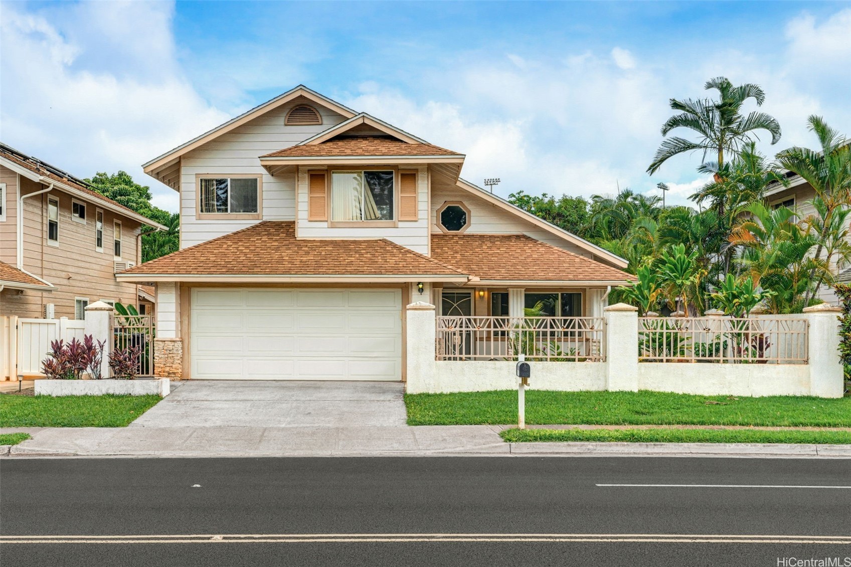 ソルトレイク | 94-612 Lumiauau Street, Waipahu, HI 96797