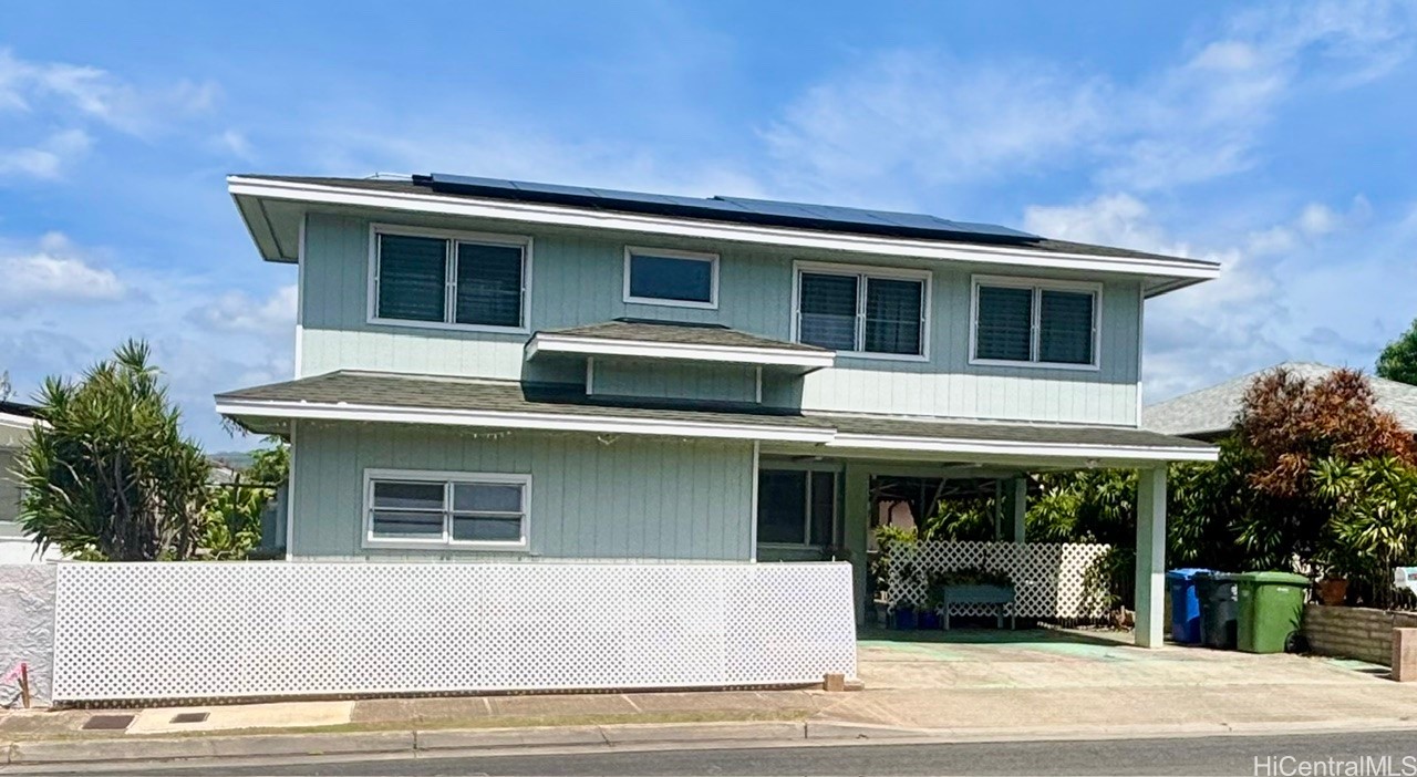 カハラ・ワイアラエ | 3128 Hayden Street, Honolulu, HI 96815