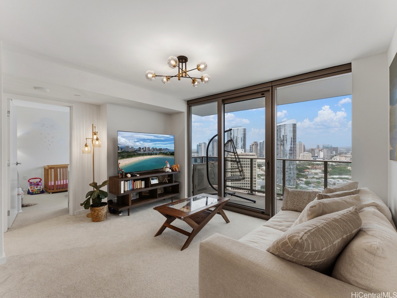 アラモアナ | 1388 Kapiolani Boulevard, Honolulu, HI 96814
