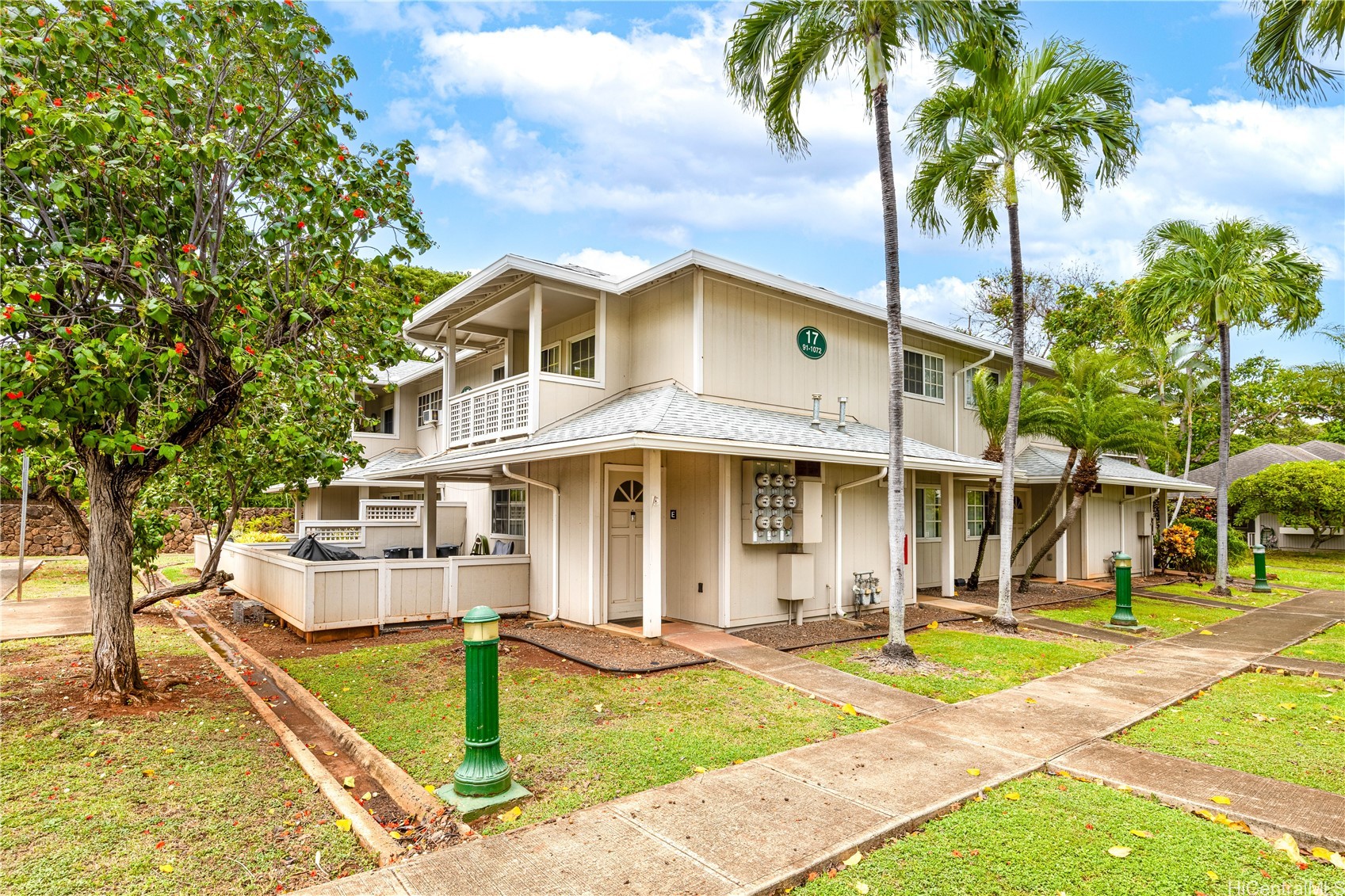 エバ | 91-1072 Makaaloa Street, Ewa Beach, HI 96706