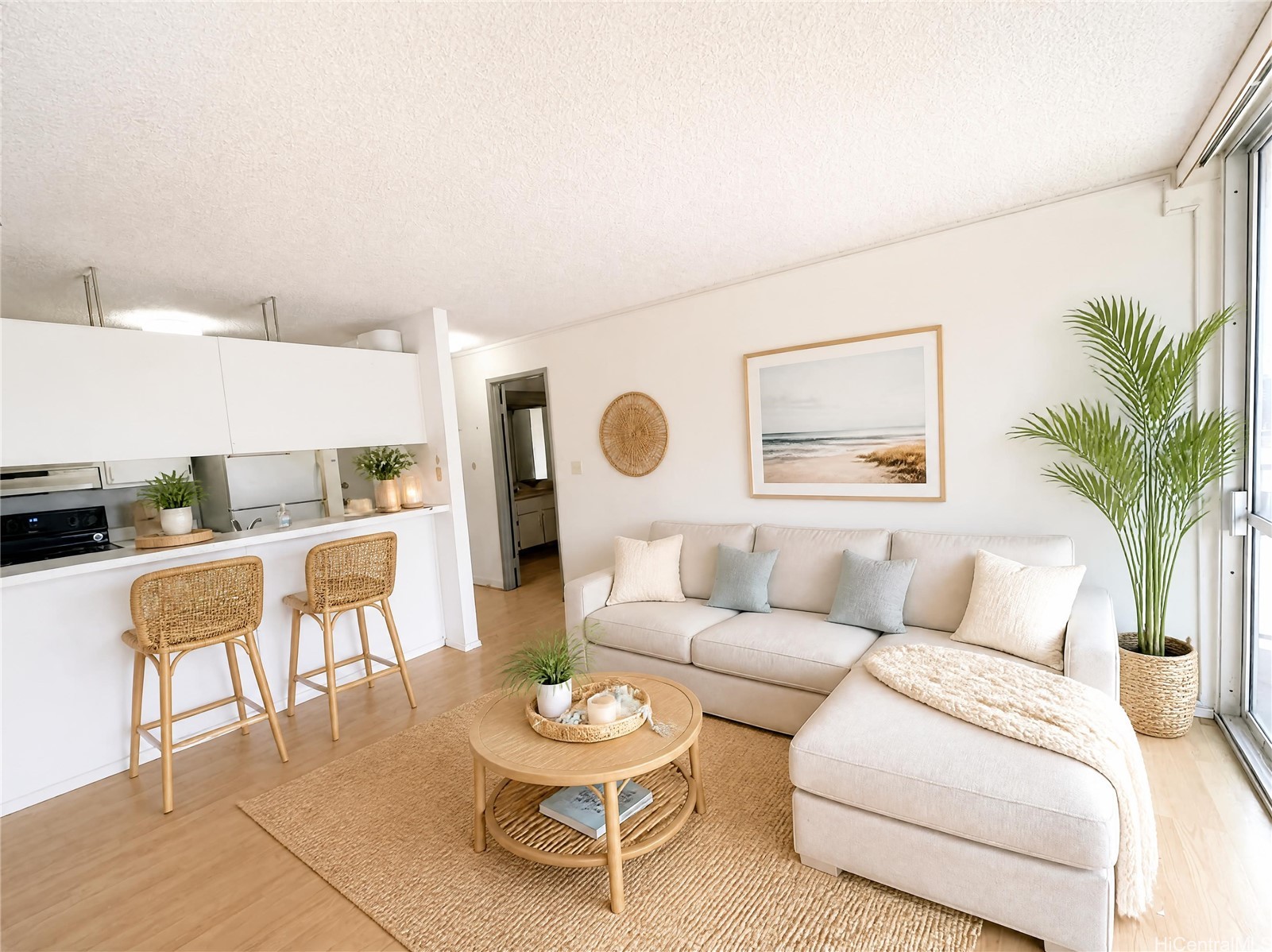 ソルトレイク | 98-450 Koauka Loop, Aiea, HI 96701