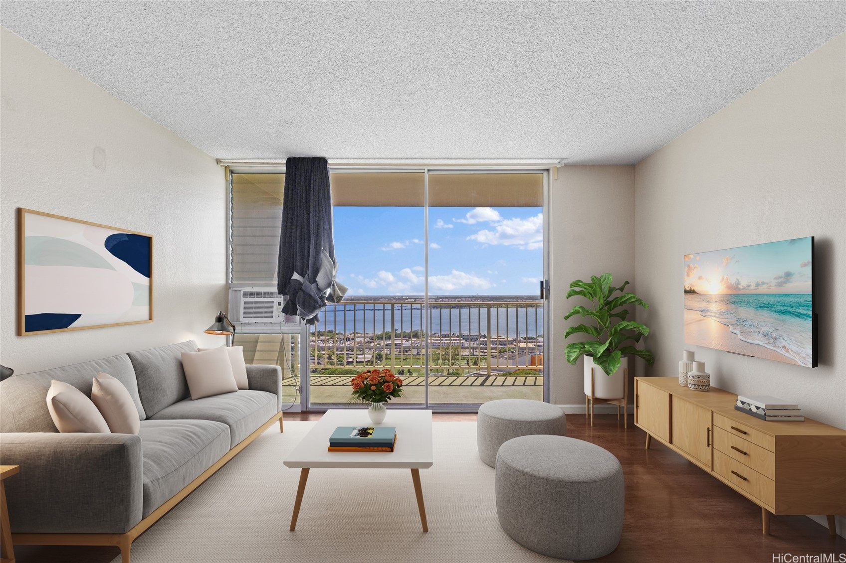 ソルトレイク | 98-099 Uao Place, Aiea, HI 96701