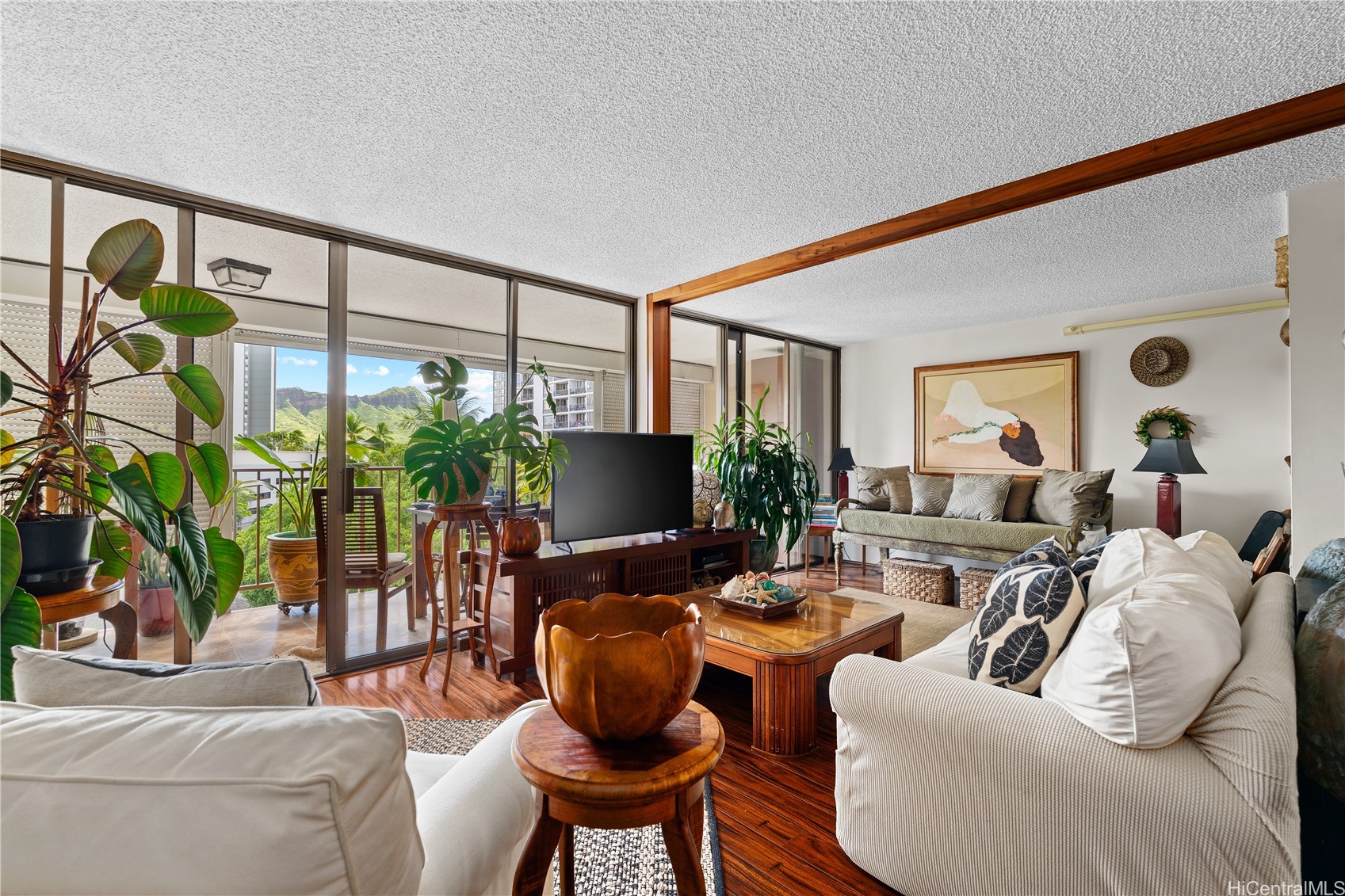 ワイキキ | 250 Ohua Avenue, Honolulu, HI 96815