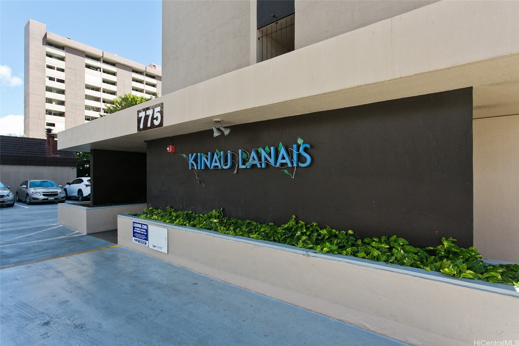 775 Kinalau Place, Honolulu, HI 96813