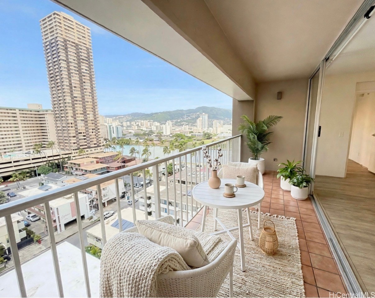 ワイキキ | 430 Keoniana Street, Honolulu, HI 96815