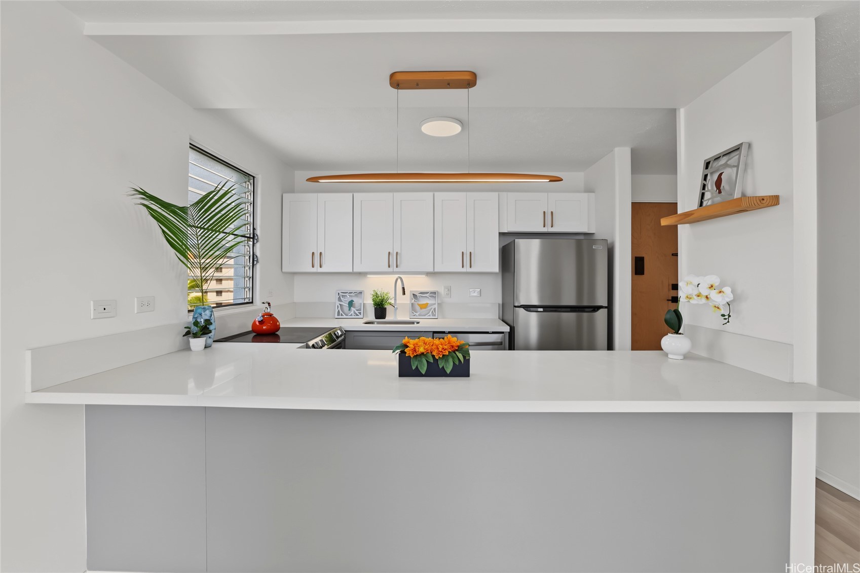 ソルトレイク | 3033 Ala Napuaa Place, Honolulu, HI 96818