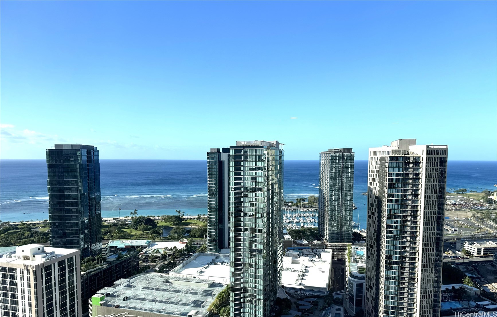 カカアコ・ダウンタウン | 1009 Kapiolani Boulevard, Honolulu, HI 96814
