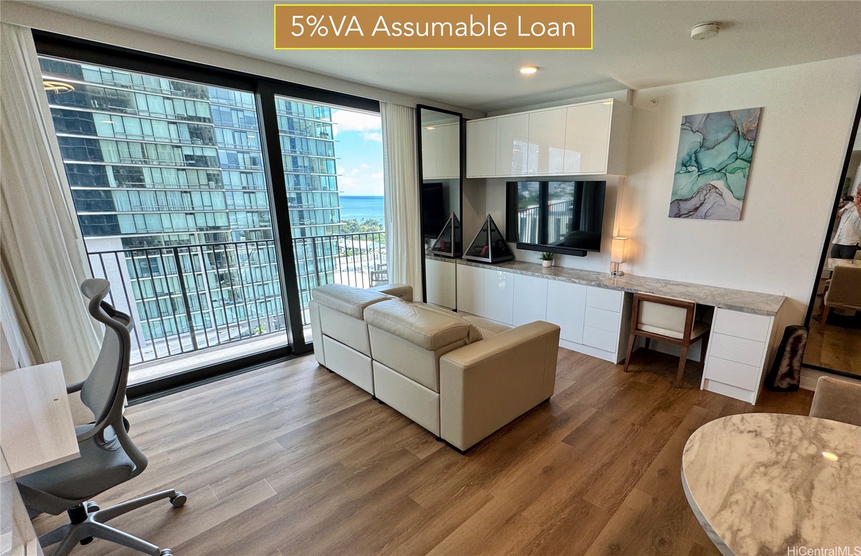 カカアコ・ダウンタウン | 987 Queen Street, Honolulu, HI 96814
