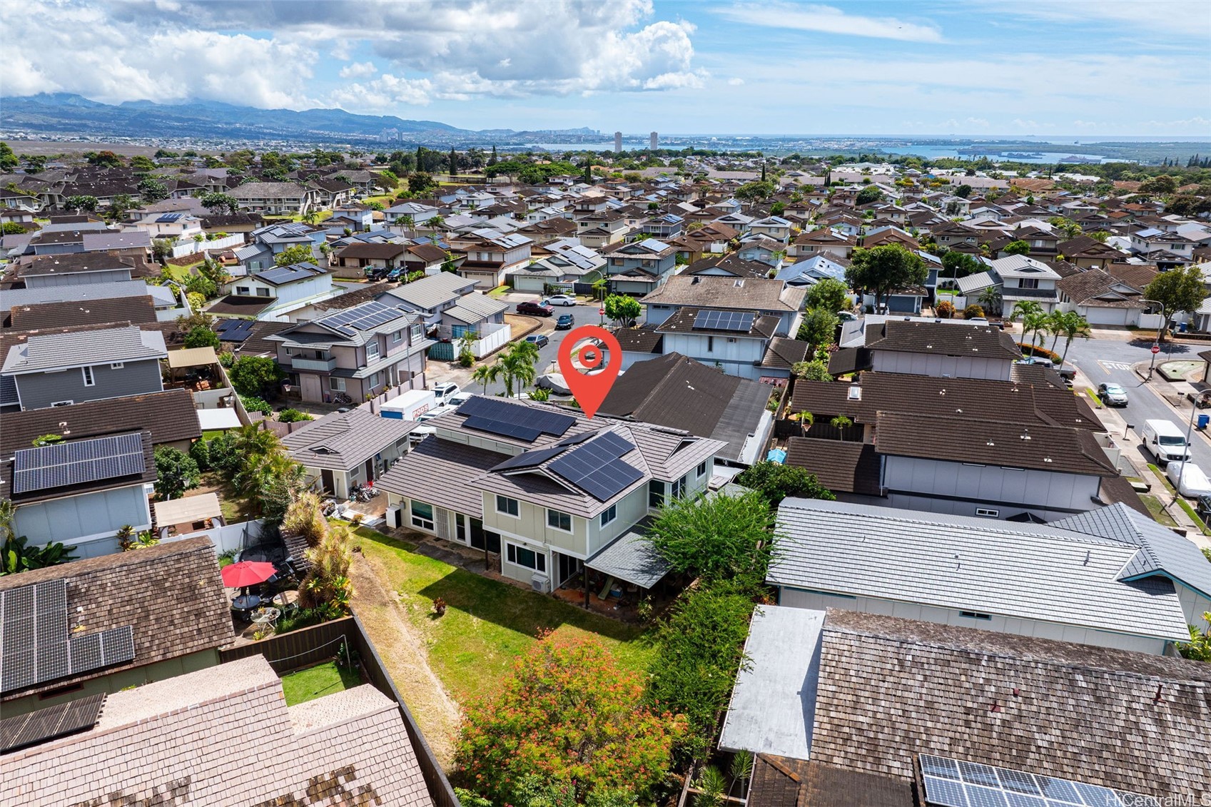 ソルトレイク | 94-609 Kawele Place, Waipahu, HI 96797