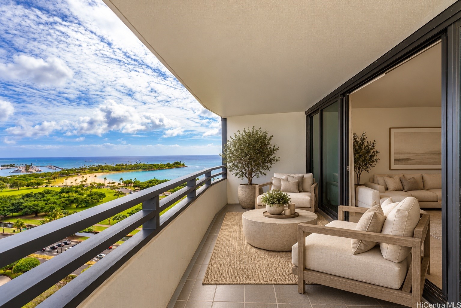 カカアコ・ダウンタウン | 1330 Ala Moana Boulevard, Honolulu, HI 96814