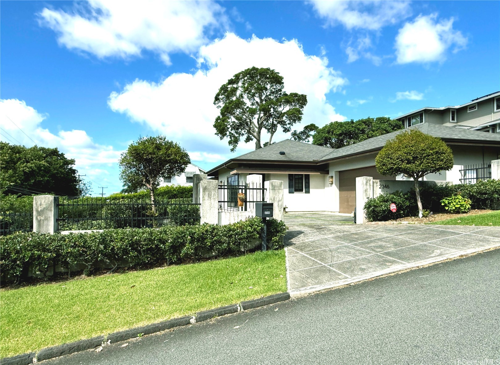 ワイキキ | 2346 Manoa Road, Honolulu, HI 96822